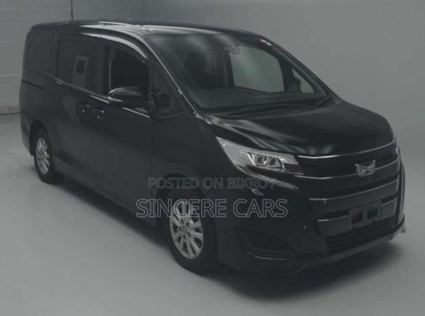 Toyota Noah 2021 Black