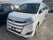 Toyota Noah 2021 Silver for sale
