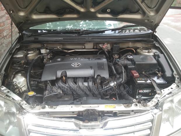Toyota Corolla 2004 Brown