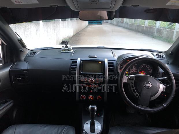 Nissan X-Trail 2010 Pearl