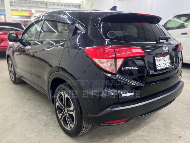 Honda Vezel 2017 Black