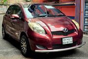 Toyota Vitz 1.0 FWD 3dr 2010 Maroon for sale