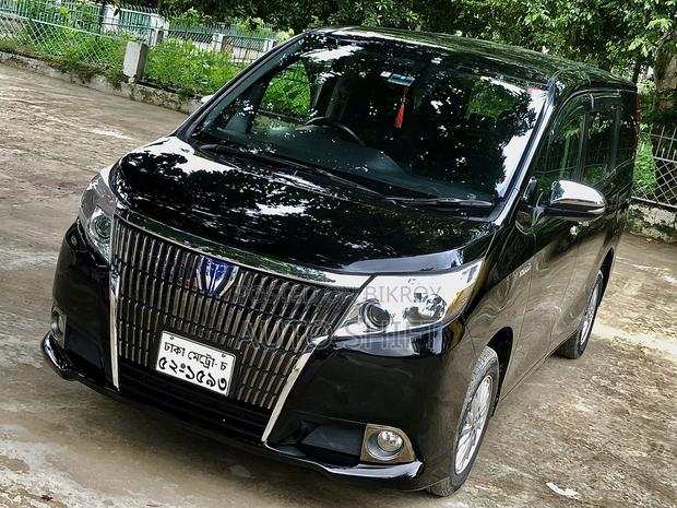 Toyota Esquire 1.8 FWD Hybrid (7 Seater) 2016 Black