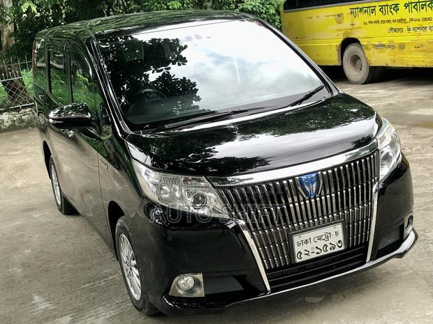 Toyota Esquire 1.8 FWD Hybrid (7 Seater) 2016 Black