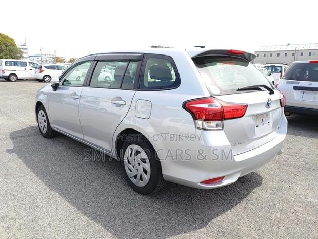 Toyota Corolla Fielder 1.5 Hybrid FWD 2021 Silver