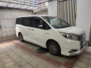 Toyota Esquire 1.8 FWD Hybrid (7 Seater) 2016 Pearl for sale