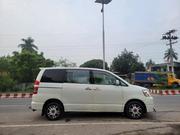Toyota Noah 2002 White for sale