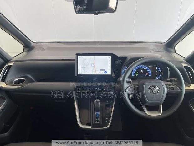 Toyota Noah 2023 Pearl