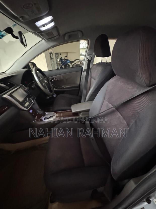 Toyota Premio 2014 Blue