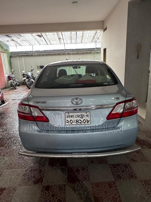 Toyota Premio 2014 Blue