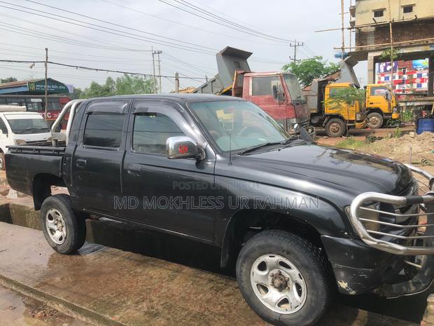 Toyota Hilux 2.5 Cab 2005 Black
