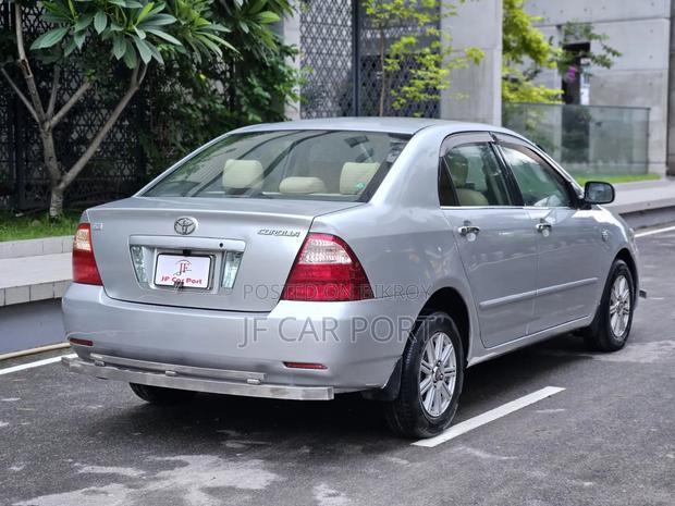 Toyota Corolla 2005 Silver