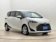 Toyota Sienta 2021 Pearl for sale