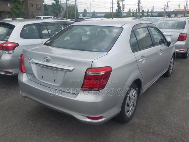 Toyota Axio 2021 Silver