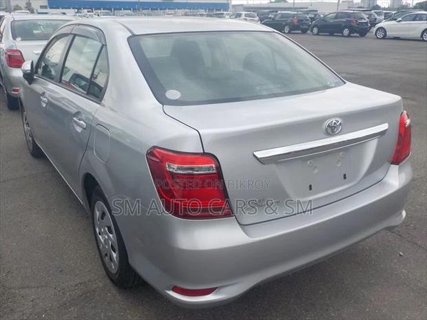 Toyota Axio 2021 Silver