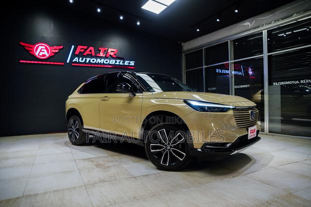 Honda Vezel 2022 Beige