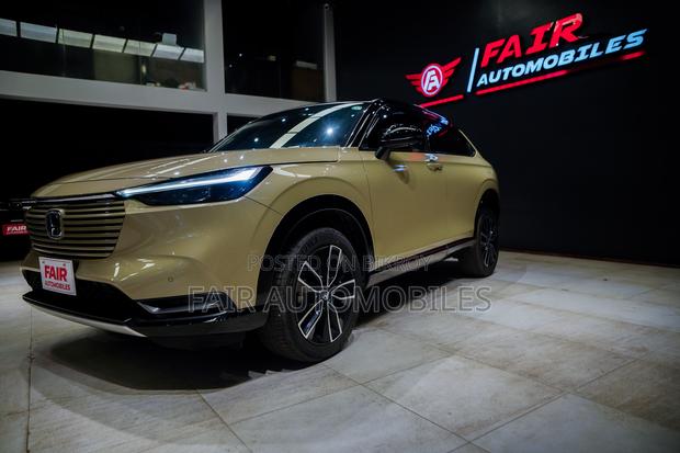 Honda Vezel 2022 Beige