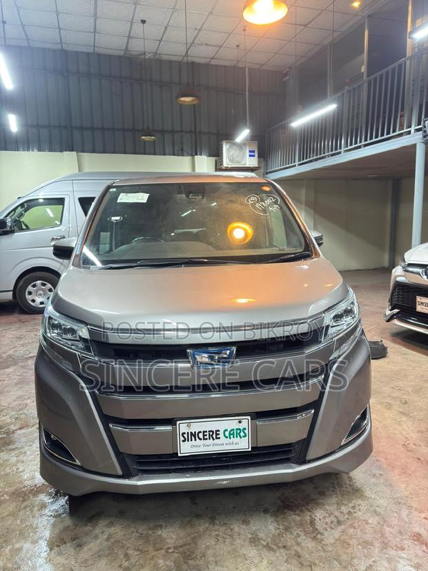 Toyota Noah 2021 Brown