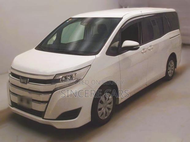 Toyota Noah 2021 Pearl
