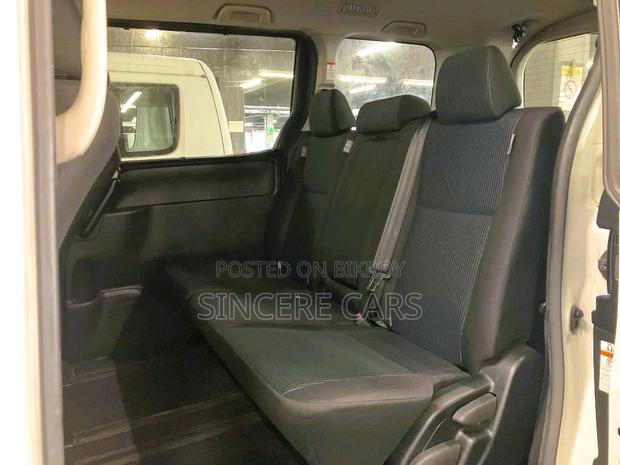 Toyota Noah 2021 Pearl