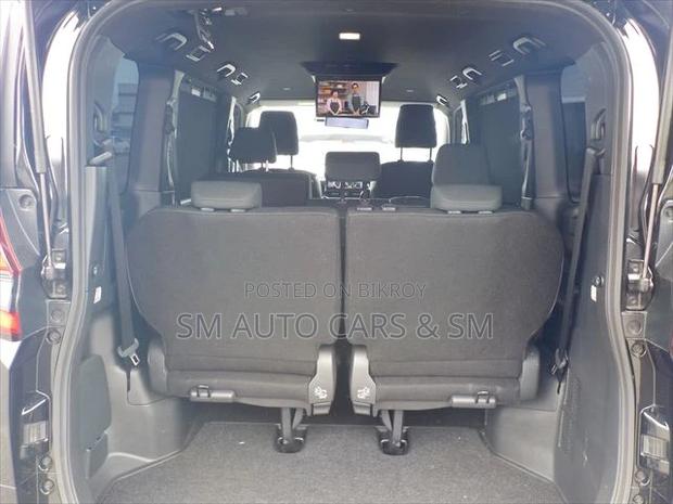 Toyota Noah 2024 Black