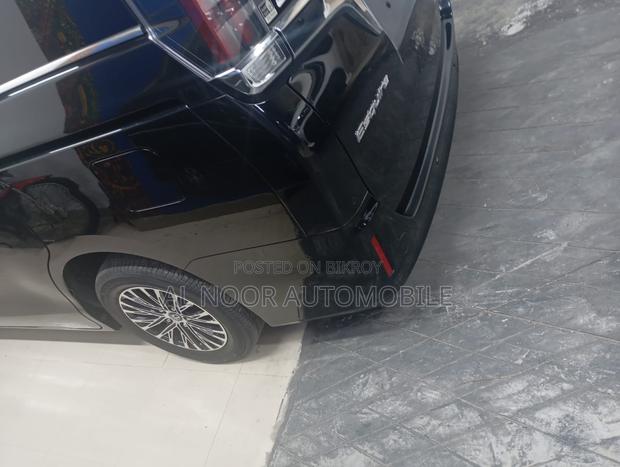 Toyota Noah 1.8 FWD Hybrid (7 Seater) 2021 Black