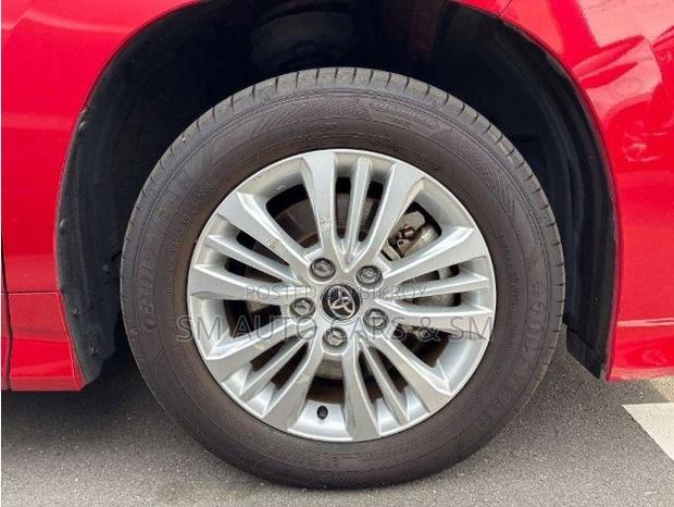 Toyota Noah 2023 Red