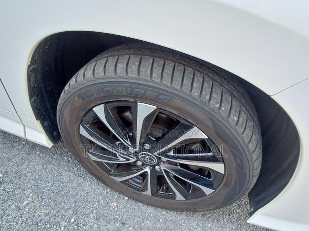 Toyota Noah 2022 Pearl