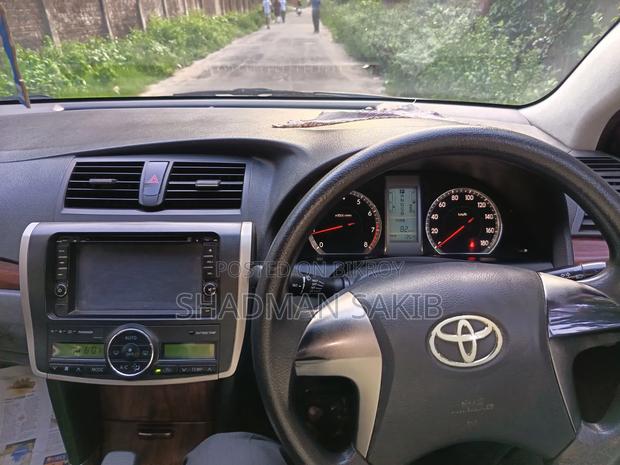 Toyota Premio 2012 White