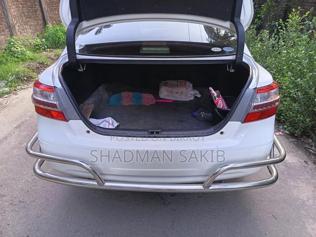 Toyota Premio 2012 White