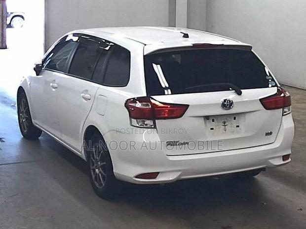 Toyota Corolla Fielder 2021 White