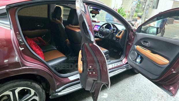 Honda Vezel 1.5 Hybrid 2WD 2014 Maroon