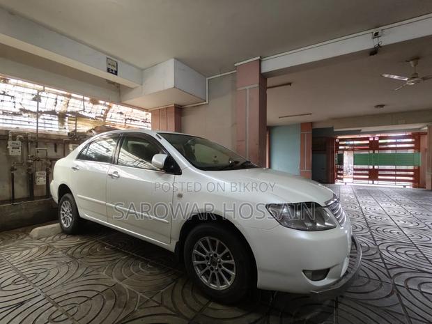 Toyota Corolla Sedan 2004 Pearl