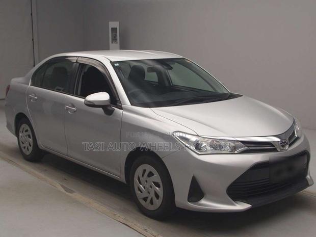 Toyota Axio 2021 Silver