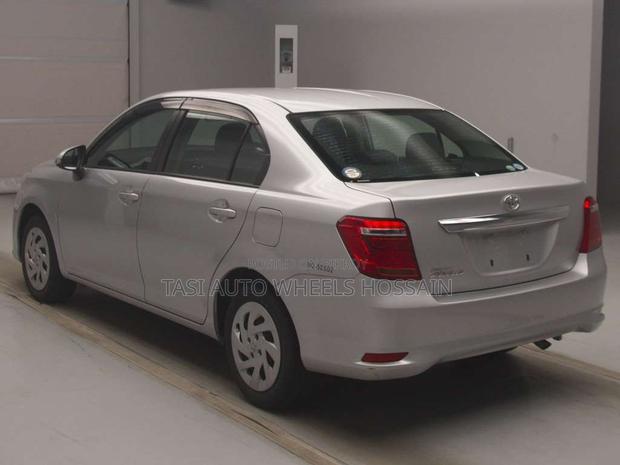 Toyota Axio 2021 Silver
