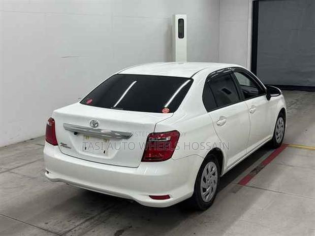 Toyota Axio 2021 White