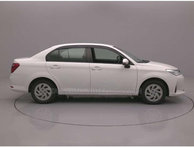 Toyota Axio 2021 White