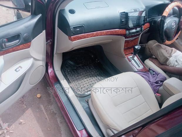 Toyota Premio 2005 Red