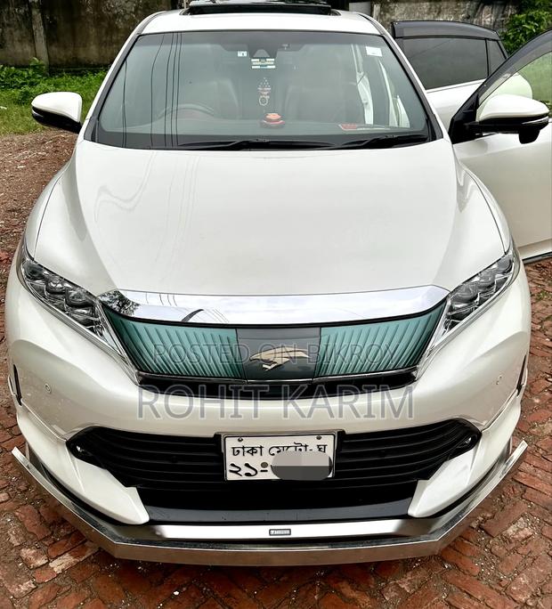 Toyota Harrier 2.0 2017 Pearl