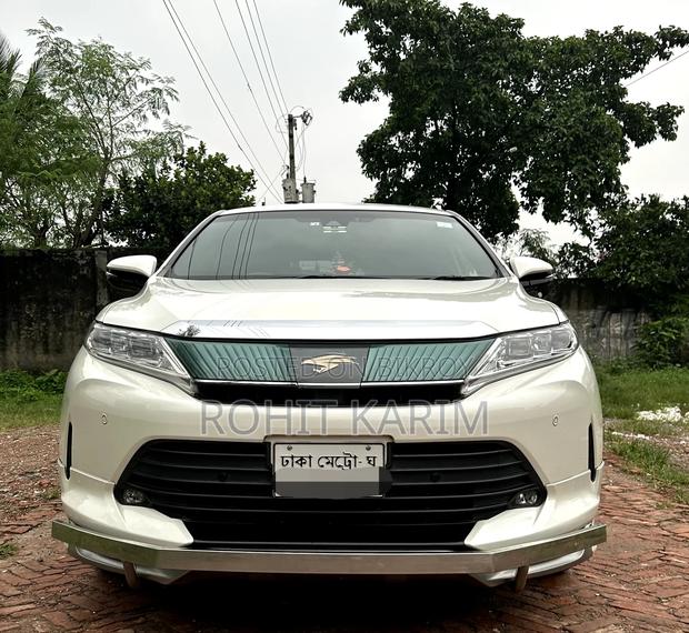 Toyota Harrier 2.0 2017 Pearl