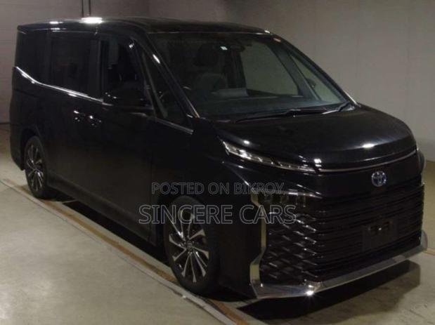 Toyota Voxy 2023 Black
