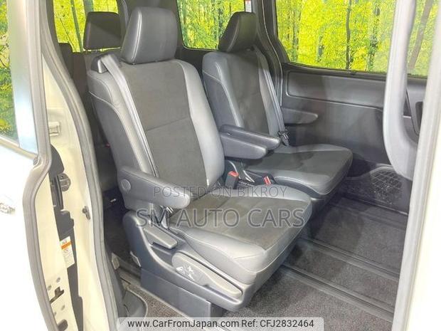 Toyota Noah 1.8 FWD Hybrid (7 Seater) 2021 Pearl