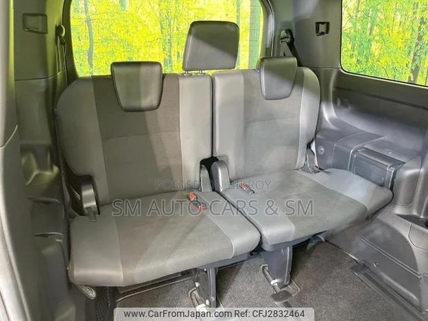 Toyota Noah 1.8 FWD Hybrid (7 Seater) 2021 Pearl