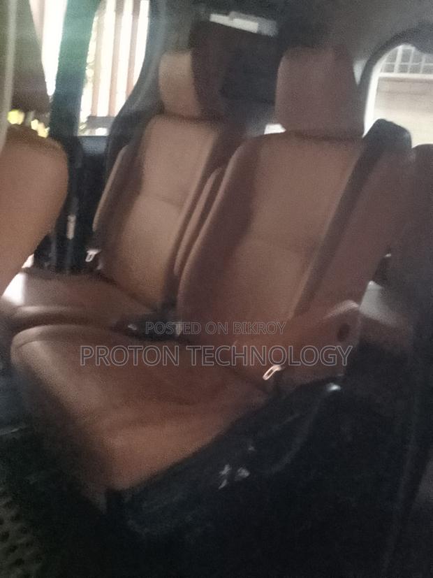 Toyota Noah 1.8 FWD Hybrid (7 Seater) 2015 Purple