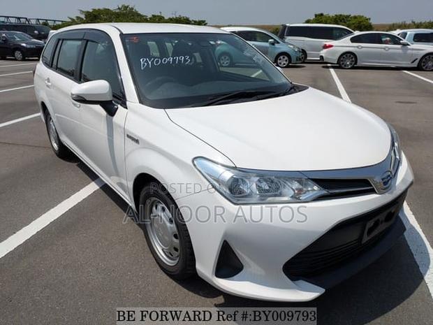 Toyota Corolla Fielder 2021 White