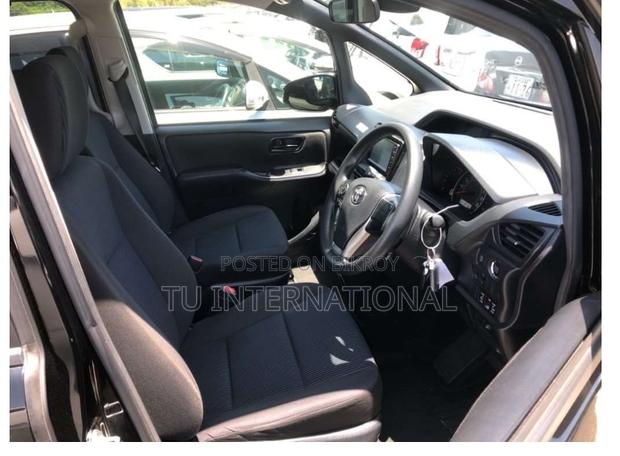 Toyota Noah 2020 Black