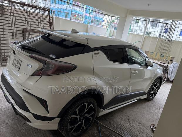 Toyota C-Hr 2017 White