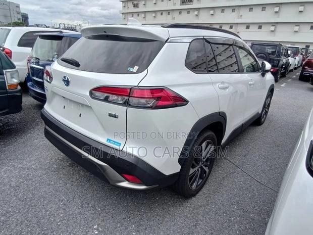 Toyota Corolla Cross 1.8 Hybrid FWD 2021 Pearl