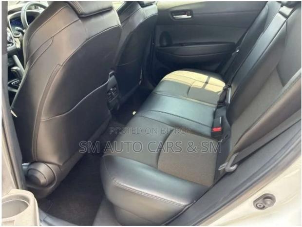 Toyota Corolla Cross 1.8 Hybrid FWD 2021 Pearl