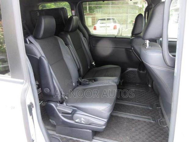 Toyota Noah 1.8 FWD Hybrid (7 Seater) 2021 Pearl
